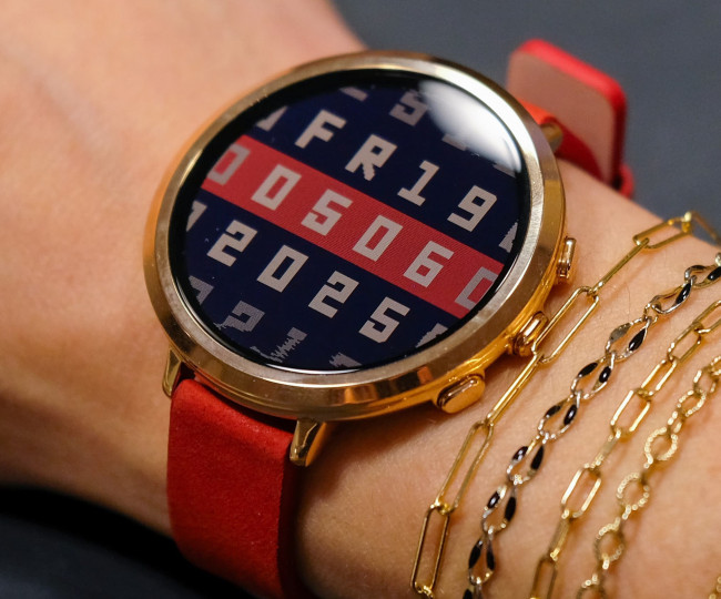 Розумний годинник Pebble Round 2